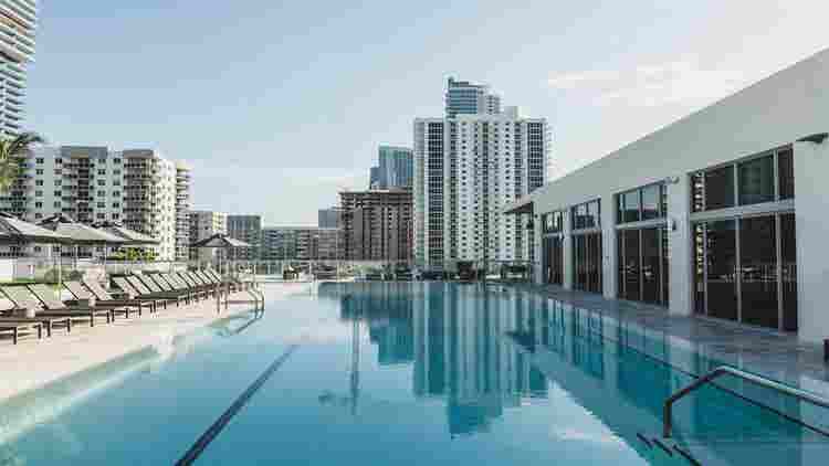 1 bedroom + private bathroom