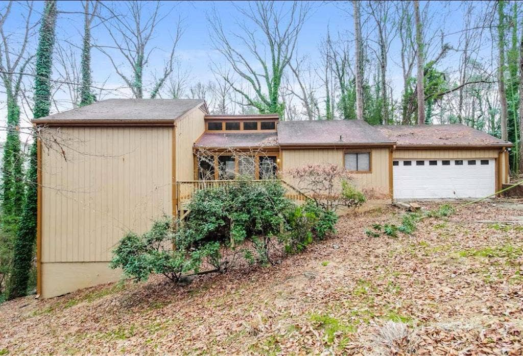 Single Beautiful House For Rentt
