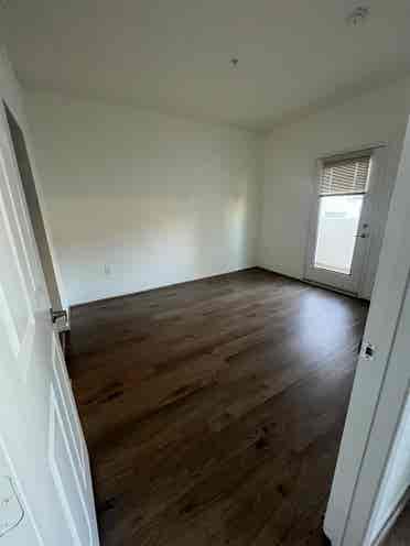 Extra room & bathroom at the Paseos