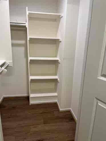 Extra room & bathroom at the Paseos