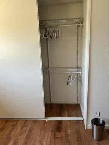 Room for rent in Orange home
