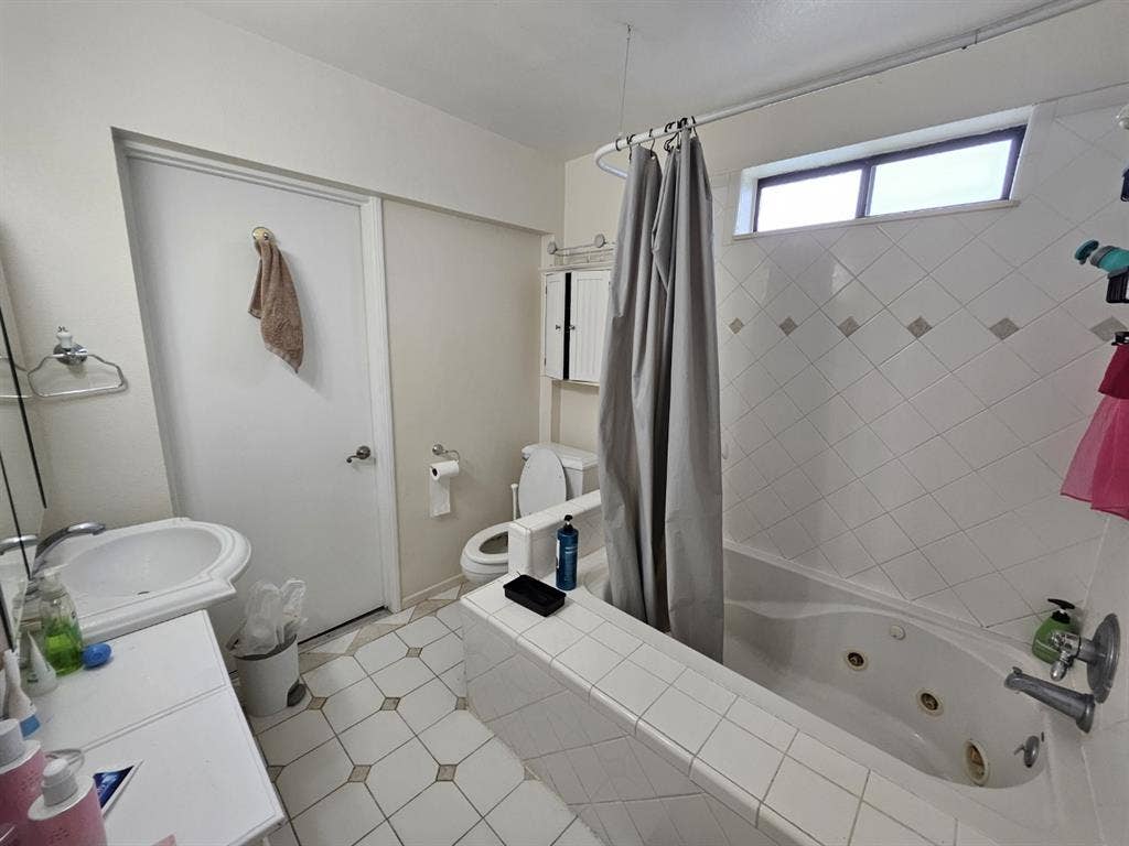 Rent a room 3 or longer months
