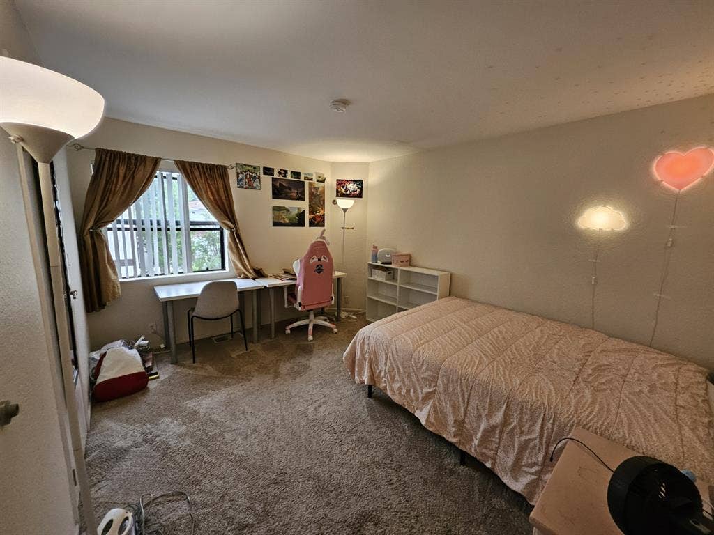 Rent a room 3 or longer months