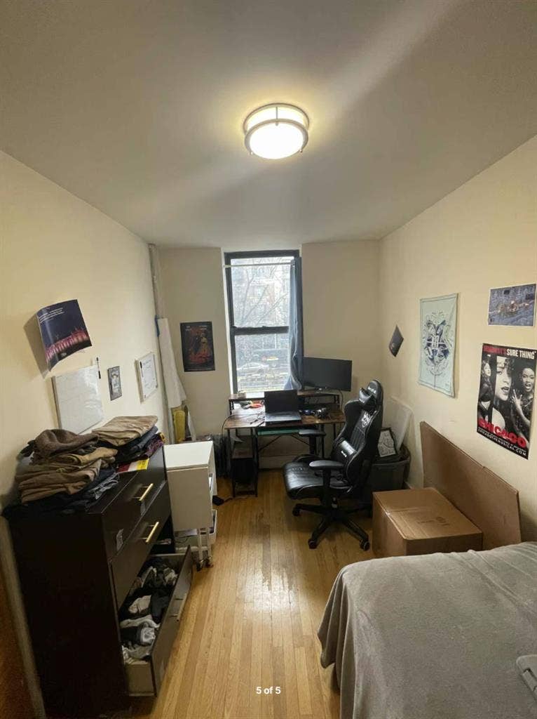 Broadway Apartment Room Available!