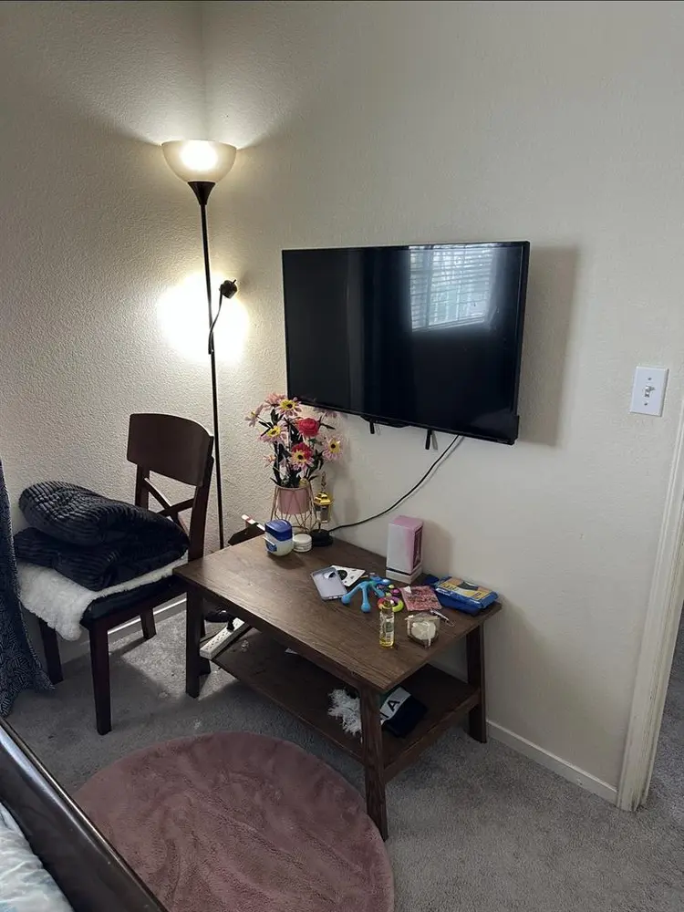 One bedroom, private bath