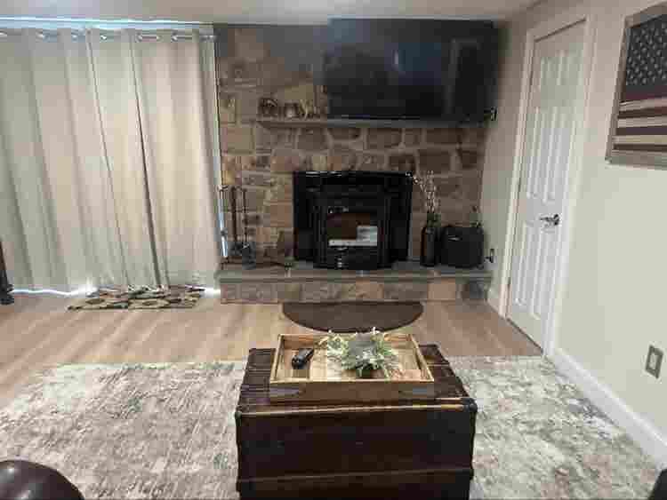 Available Furnished Room for Rent