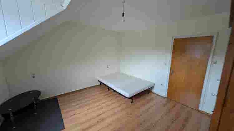 Room for Kirchberg commuter