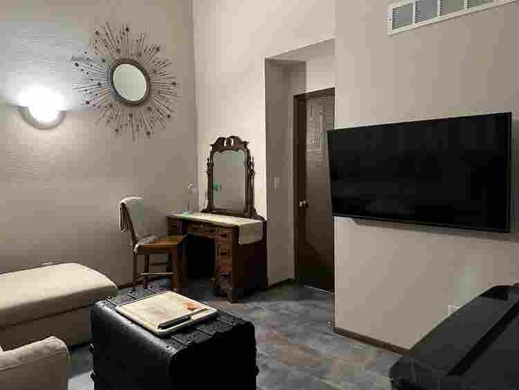 Exclusive suite