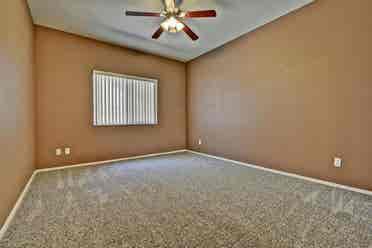 Rooms in Glendale