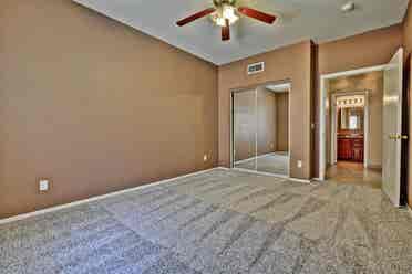 Rooms in Glendale