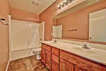 Rooms in Glendale