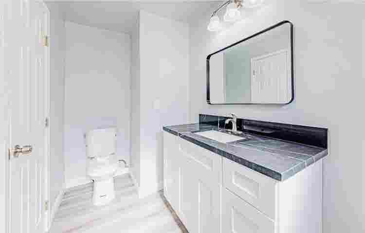 SHARED AND PRIVATE ROOMS AVAILABLE!
