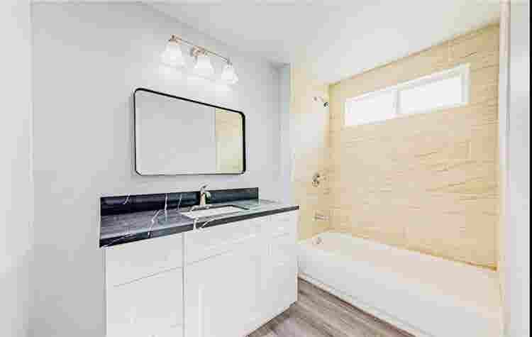SHARED AND PRIVATE ROOMS AVAILABLE!