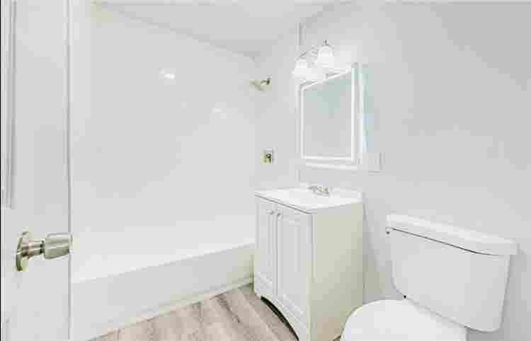 SHARED AND PRIVATE ROOMS AVAILABLE!