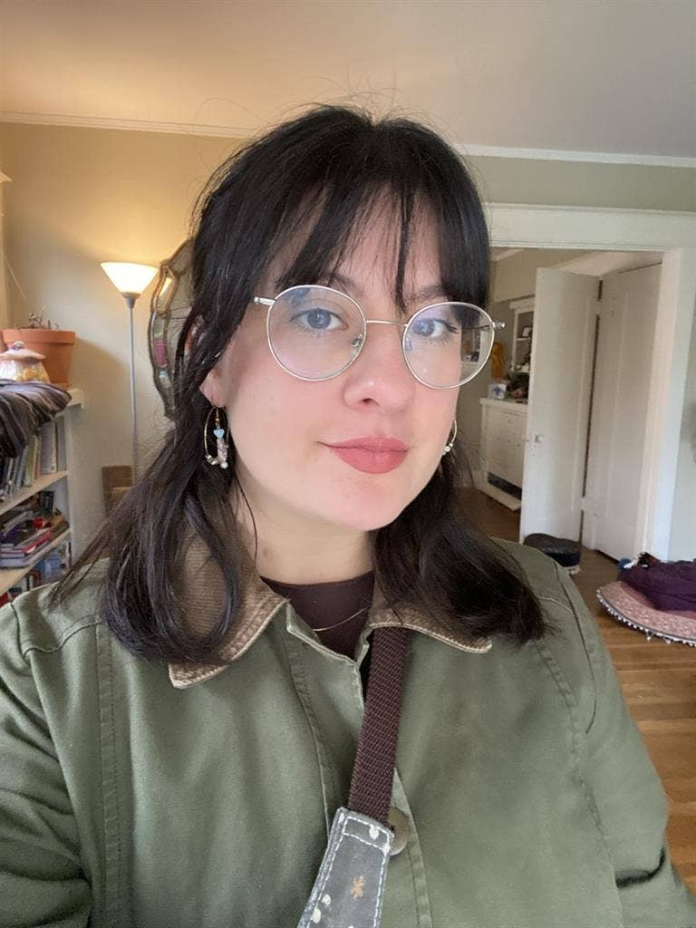 Charming Furnished Room for Rent :)