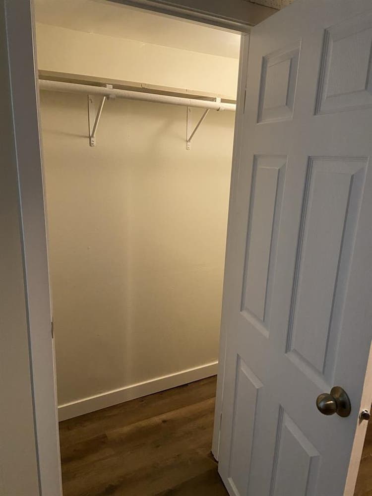 Rooms available south endd