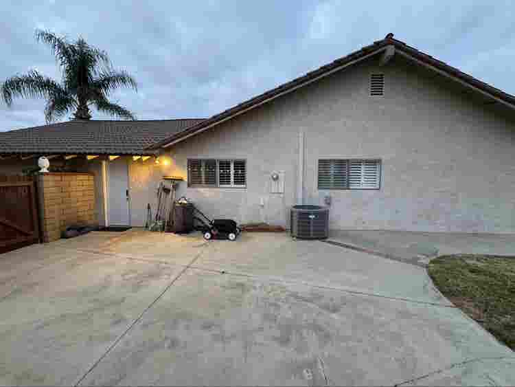 Quiet Yorba Linda
!  Amazing View!!