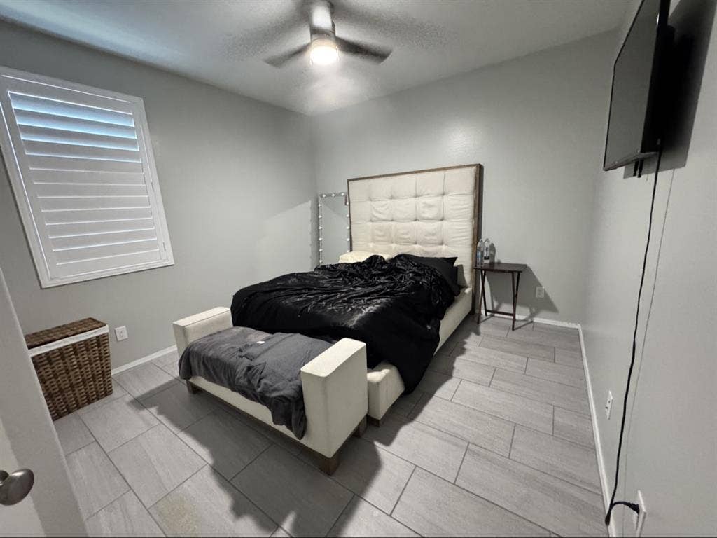 Room for rent in Surprise