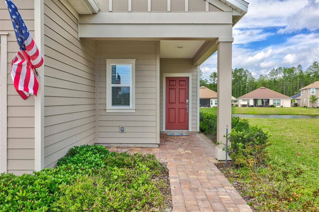 Beautiful Home, looking for roomate