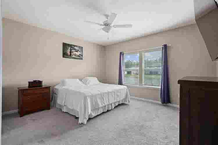 Beautiful Home, looking for roomate