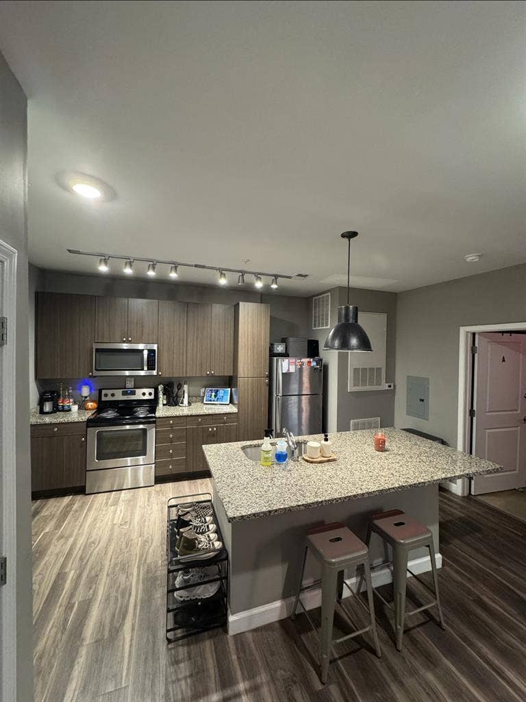 urgent sublease!