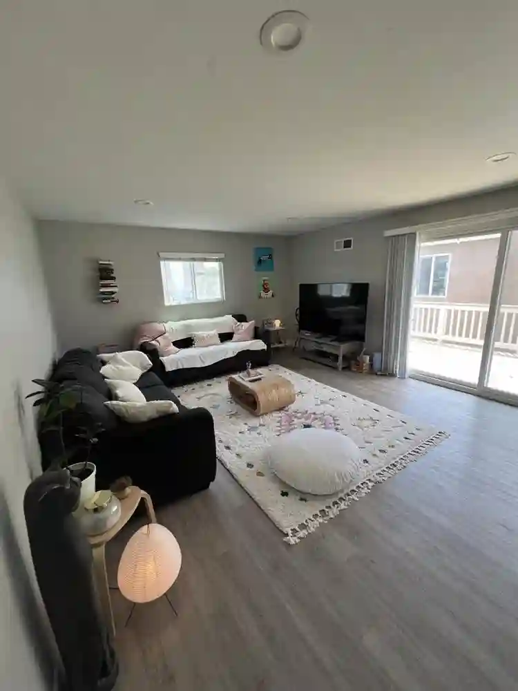 Furnished Room Sublease (Newport)