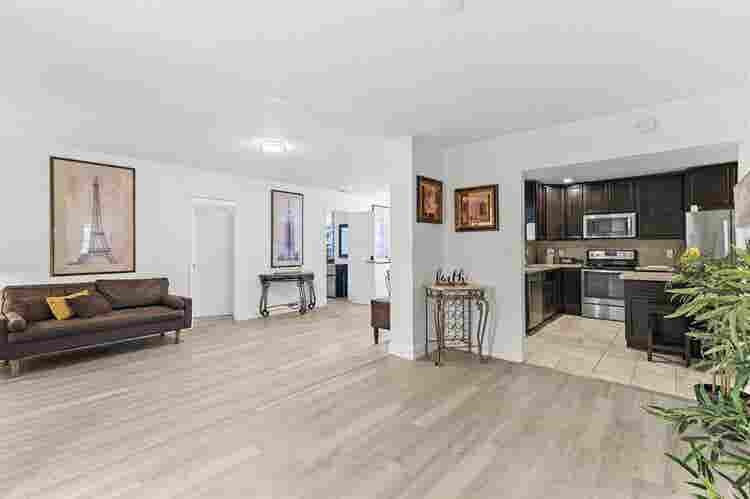 Co-Living Prime Melbourne Location!