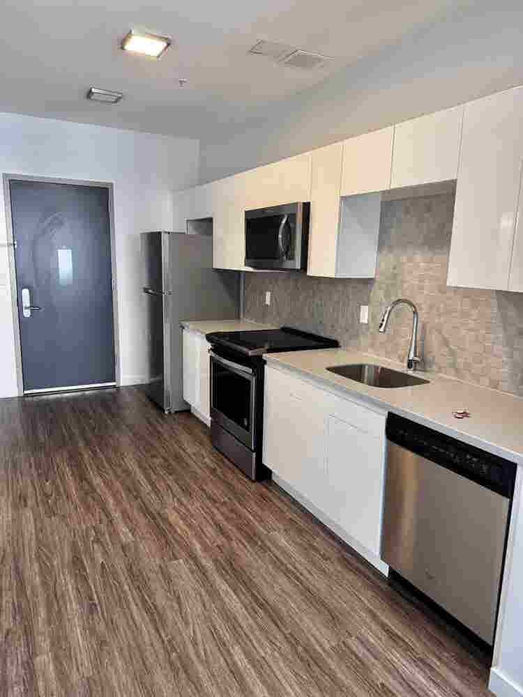 Need Roommate. 2beds W/Private bath