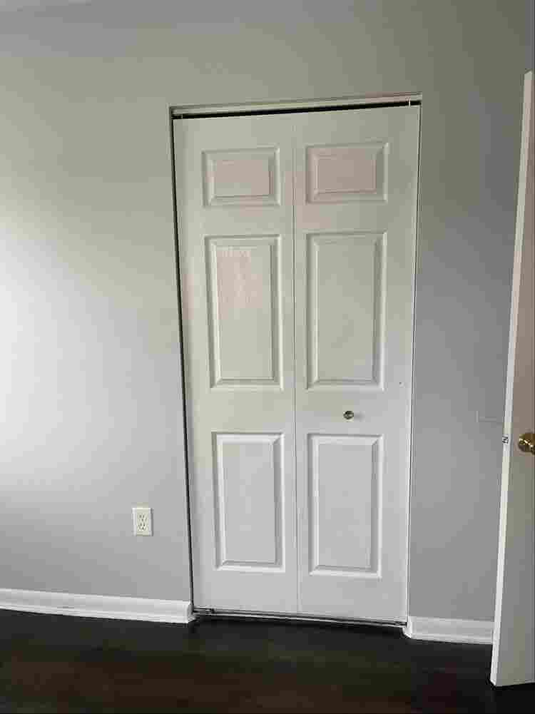 Cozy Room For Rent !!!