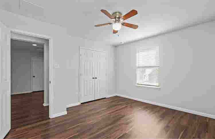 PRIVATE ROOM – ALL BILLS INCLUDED