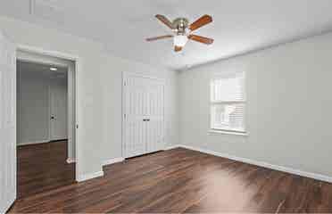 PRIVATE ROOM – ALL BILLS INCLUDED
