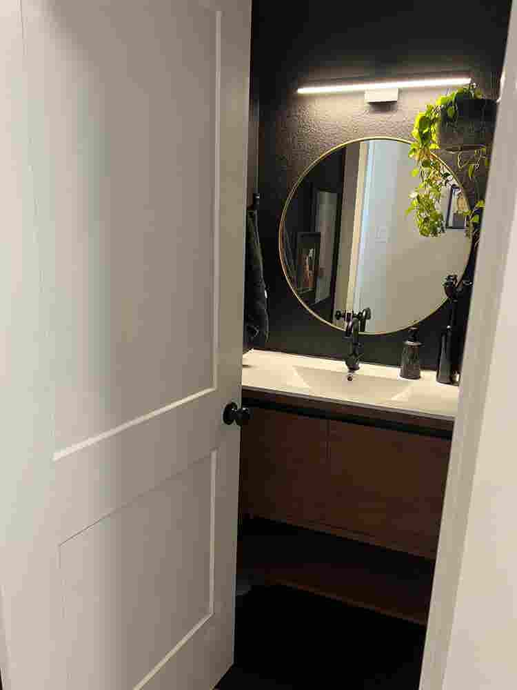 Private room (Female preferred)