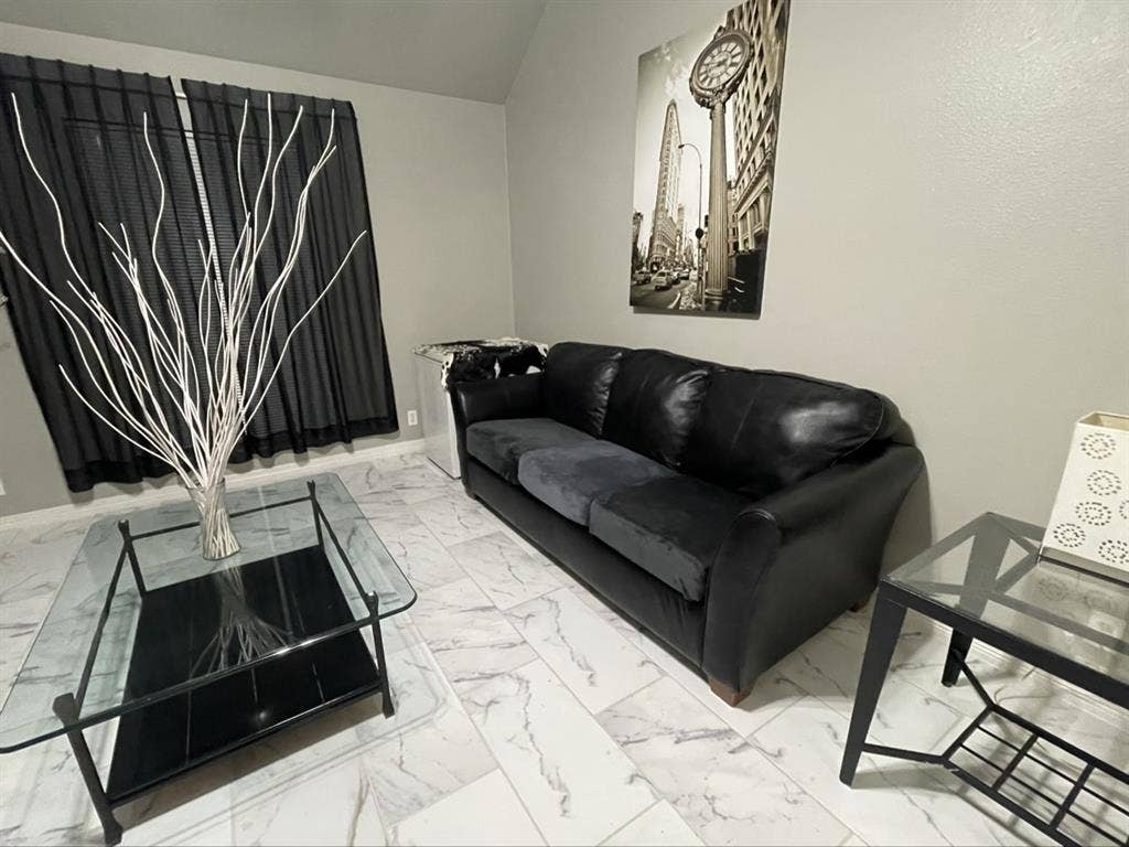 Luxury furnished duplex