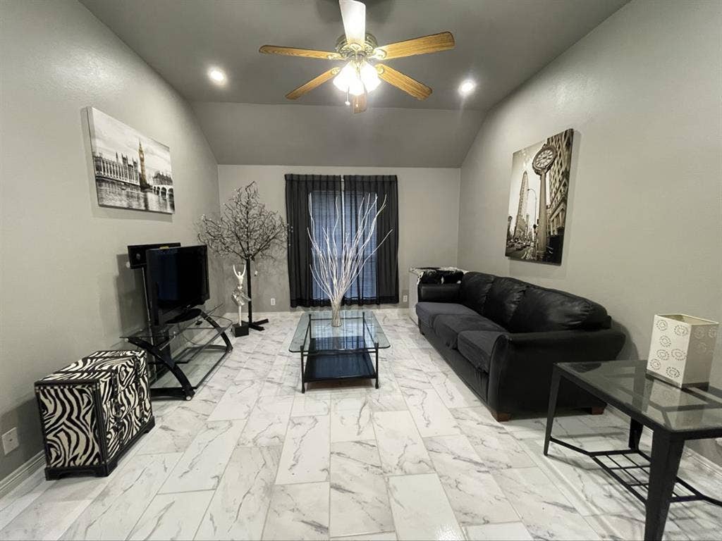 Luxury furnished duplex