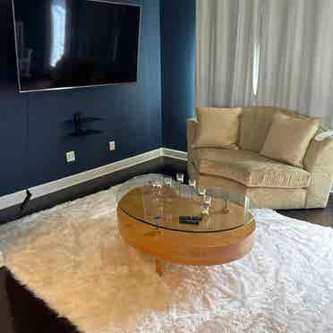 One bedroom with bath, furnish
