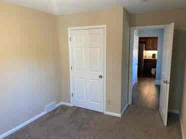 Room for rent in SLP house 🏡