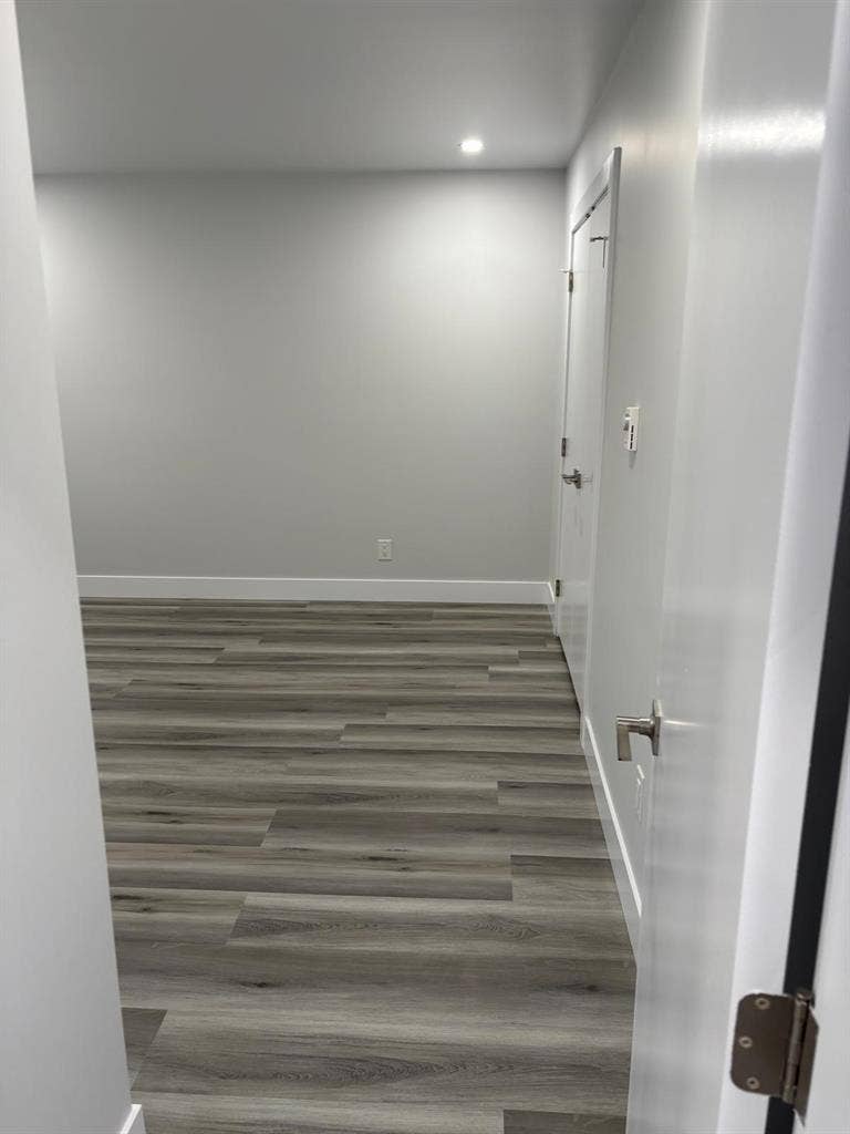 2-Bedroom + Den , 1 Bathroom