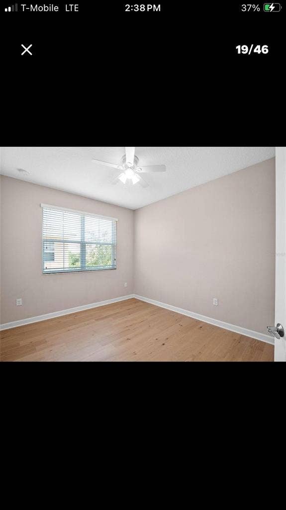 Large room/pr bath December 1