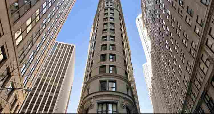 Studio Apt on Wall Street