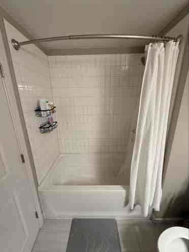 Cozy Apartment available in Tyson's