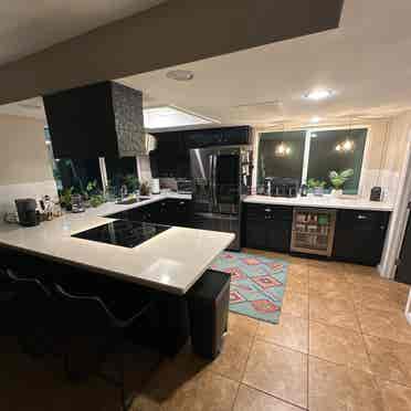Furnished room with great amenities
