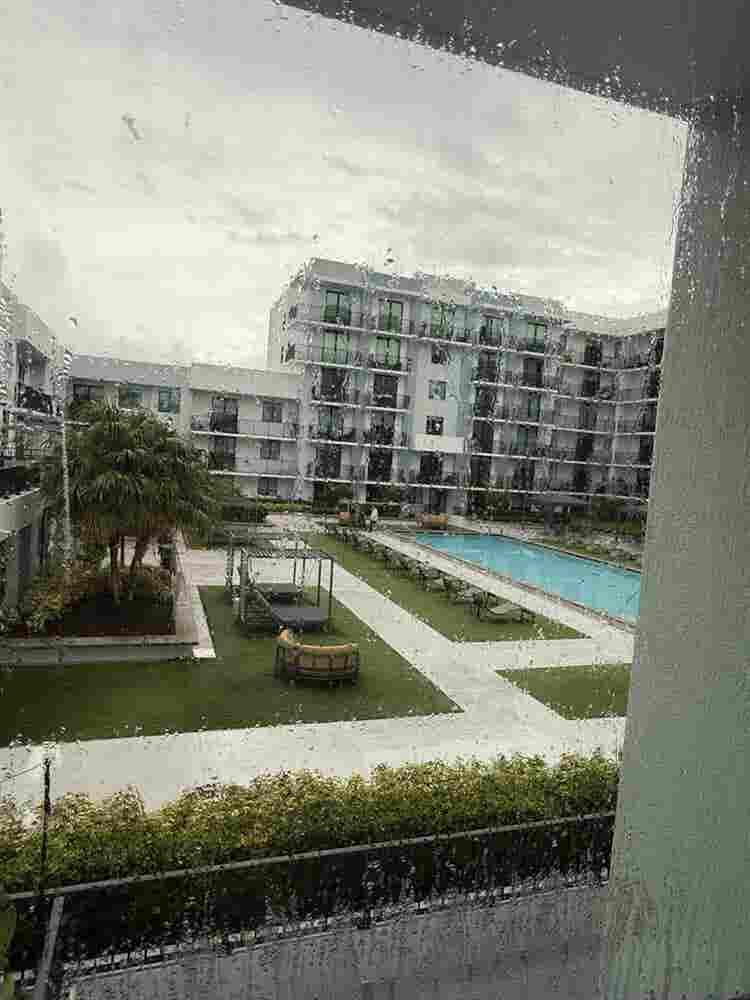 Twenty two west