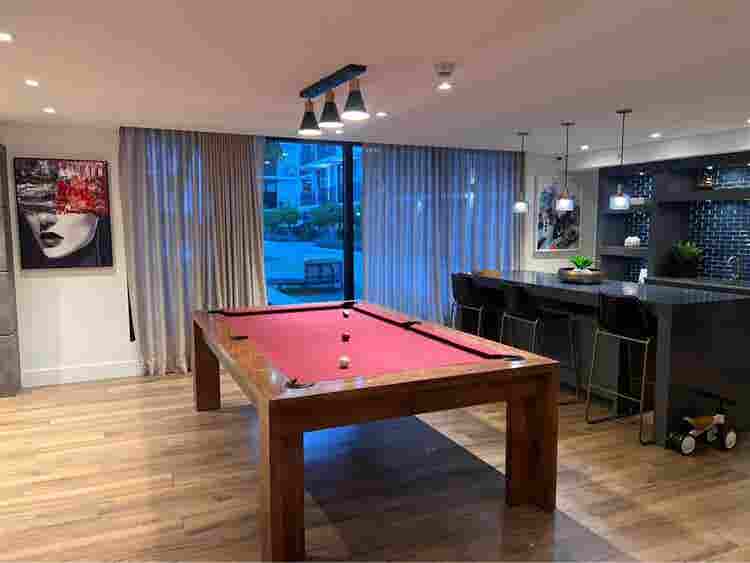 Twenty two west