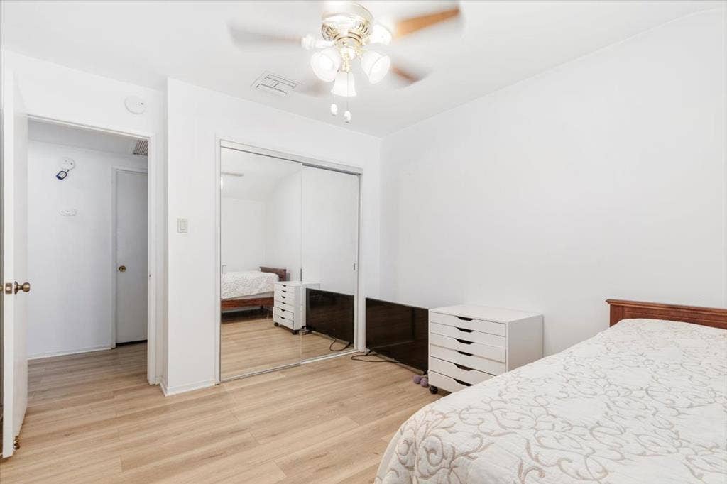 Two rooms available priced per each
