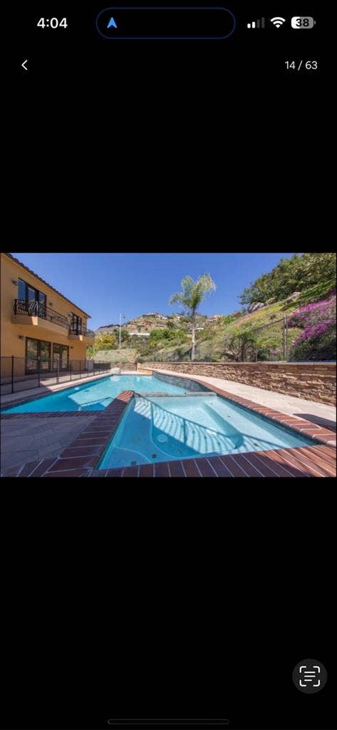 2 rooms available in Mt. Helix