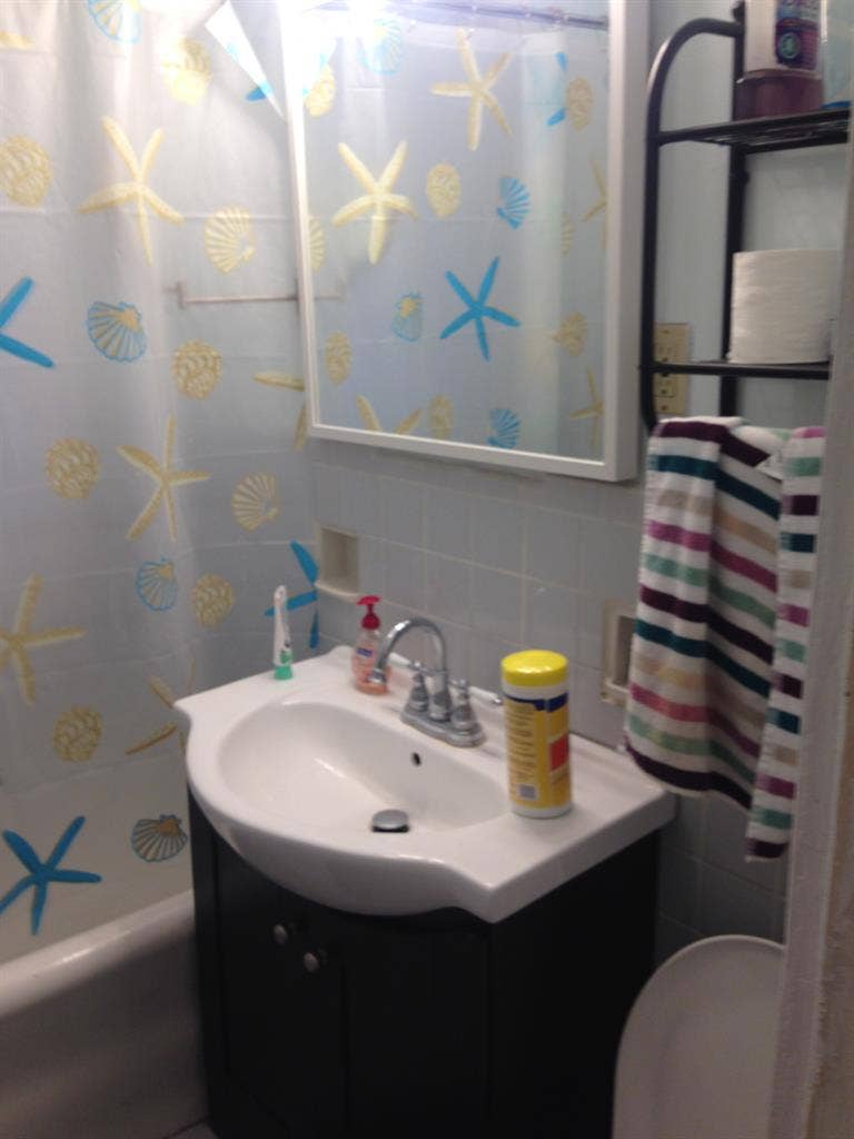 Room Rented From Large 4 Beds