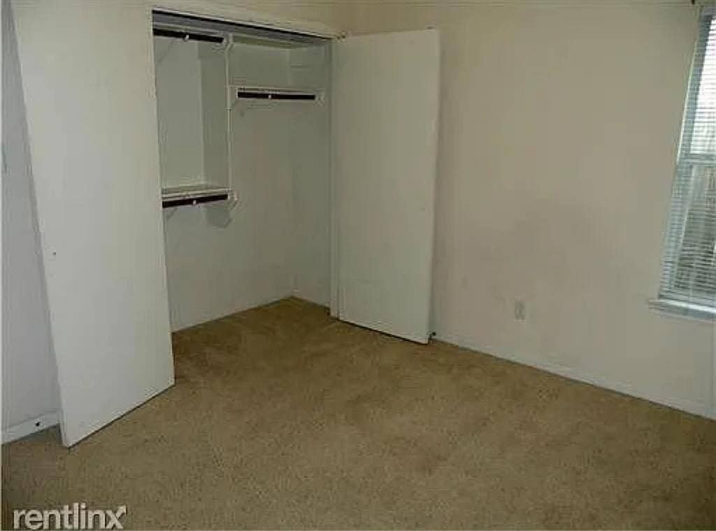 Roommate Needed ASAP /m