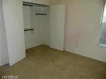 Roommate Needed ASAP /m