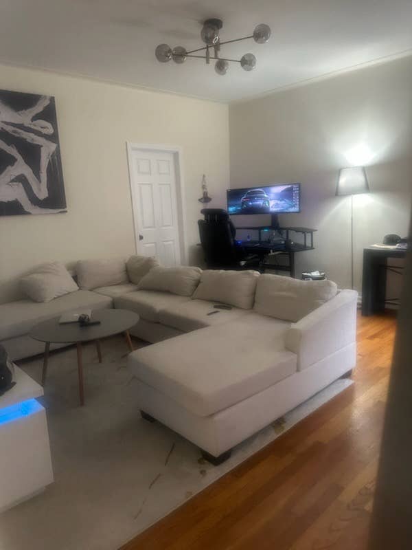 Cozy furnished room