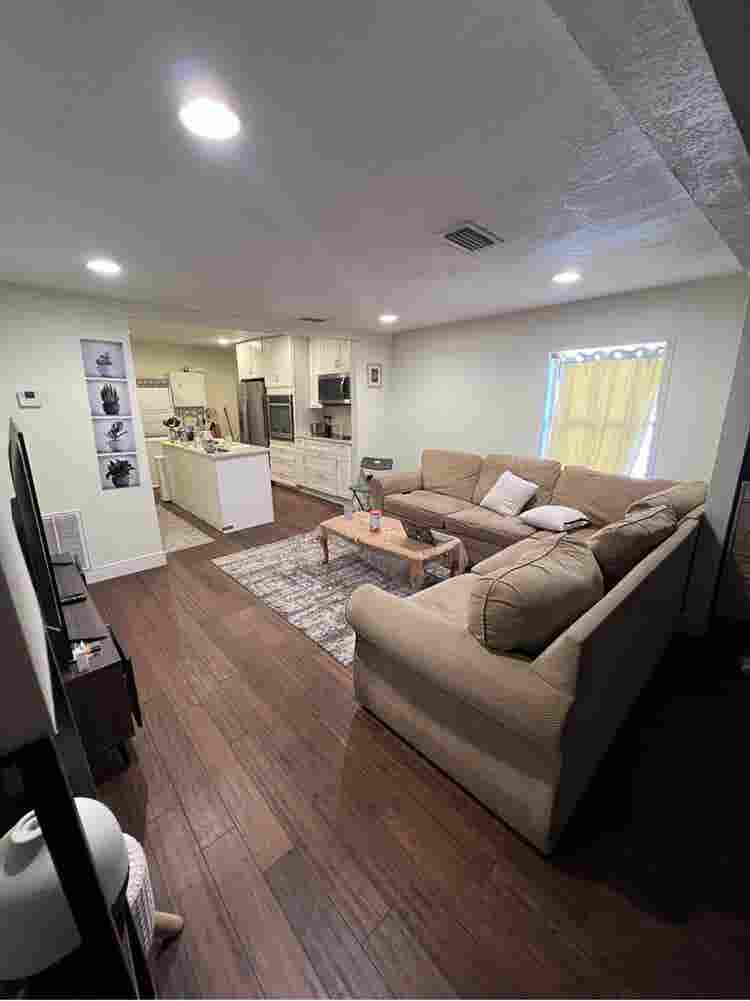 Fully Furnished Room in Orlandoo